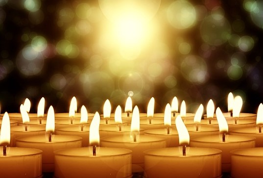 LICHTMESS – Weise Frauen feiern den Jahreskreis mit rituellen Kreistänzen – mit Ingeburg Barbian