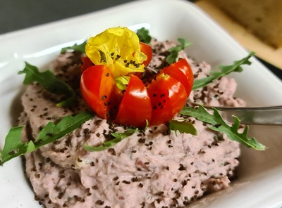Workshop: Wilde Küche – Aufstriche, Dips & mehr mit Wildpflanzen